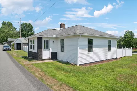 518 5th St, Mather, PA 15346