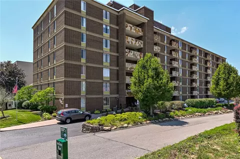 301 S Home #510, Avalon, PA 15202