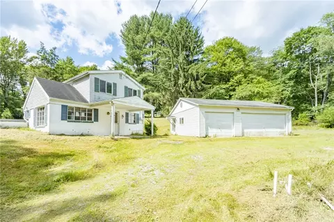 295 Robinson Run Rd, Butler, PA 16002
