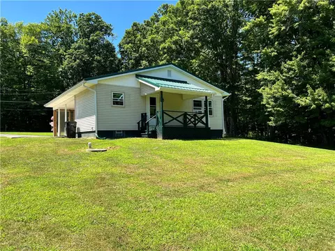 103 Goetsch Rd, Greenville, PA 16125