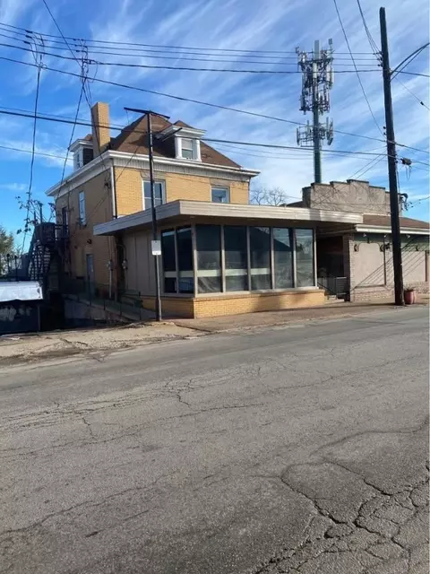 3411 Versailles Ave, Mckeesport, PA 15132