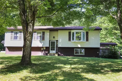 279 Kuzma Rd, West Sunbury, PA 16061