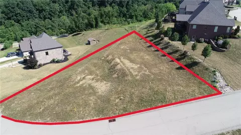 4010 Shenandoah Dr, Jefferson Hills, PA 15025