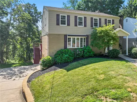 124 Bently Down Dr, Coraopolis, PA 15108 photo 2