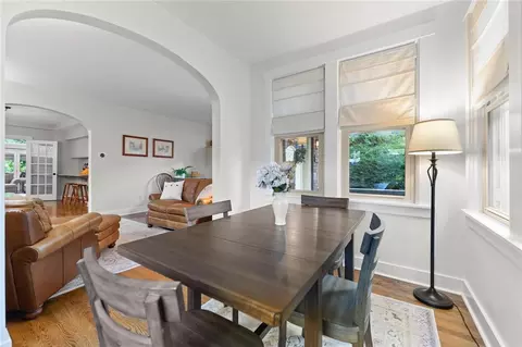 Dining - 412 Mapleton Ave, Pittsburgh, PA 15228 photo 3 of 8