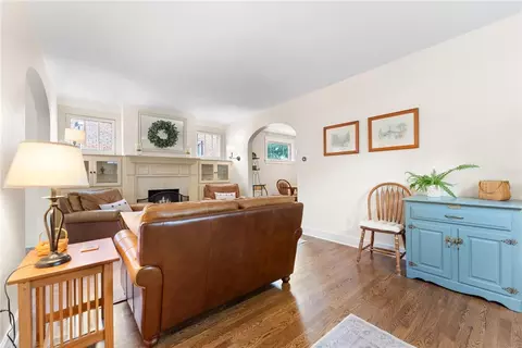 Living - 412 Mapleton Ave, Pittsburgh, PA 15228 photo 2 of 6