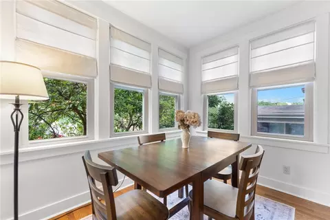 Dining - 412 Mapleton Ave, Pittsburgh, PA 15228 photo 2 of 8