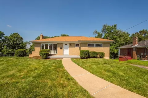 4734 Lolly Dr, Monroeville, PA 15146