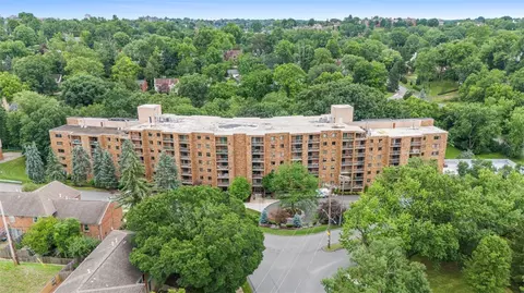 1500 Cochran Rd #908, Pittsburgh, PA 15243