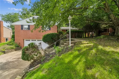716 Brafferton Dr, Pittsburgh, PA 15228