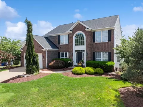 1170 Balkan Dr, Pittsburgh, PA 15239