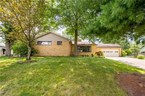 242 Skyview, Pittsburgh, PA 15241