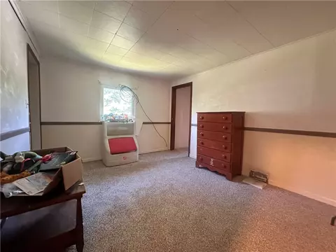 Bedroom - 238-240 Spring St, Harwick, PA 15049 photo 4 of 5