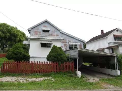 62 Dalzell Ave, Bobtown, PA 15315