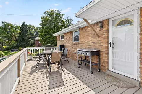 233 Carpenter Ln, Irwin, PA 15642 photo 34