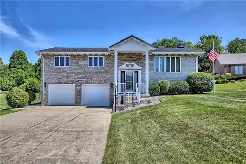 80 Ruby View Dr, Lemont Furnace, PA 15456