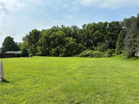 W Pittsburgh St, Delmont, PA 15626