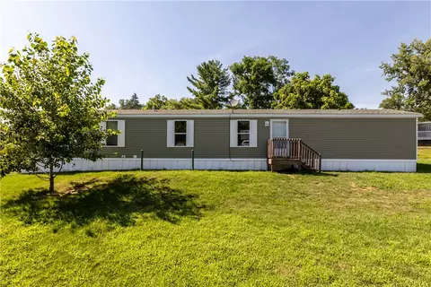 402 Richmond Rd, Imperial, PA 15126