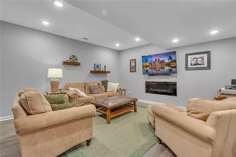 158 Eric Dr, Beaver, PA 15009 photo 35