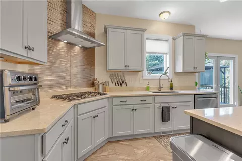 158 Eric Dr, Beaver, PA 15009 photo 13