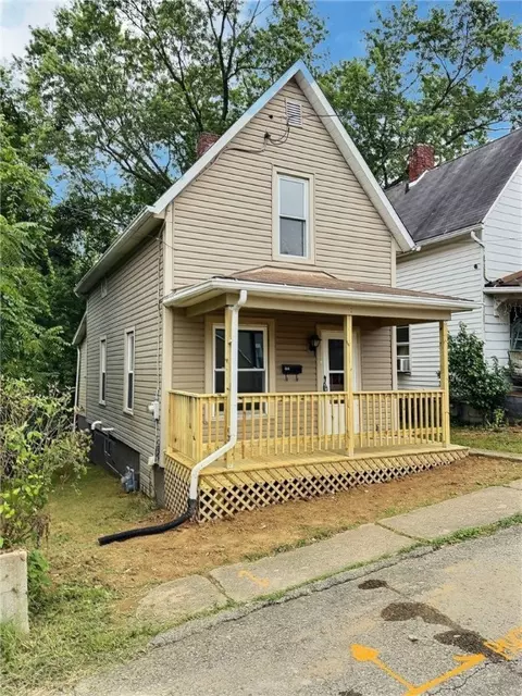 290 Cherry St, Waynesburg, PA 15370