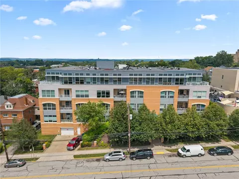 5859 Beacon St #104, Pittsburgh, PA 15217