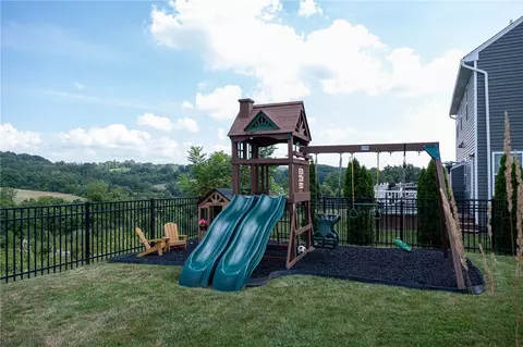 246 Regency Dr, Eighty Four, PA 15330 photo 43