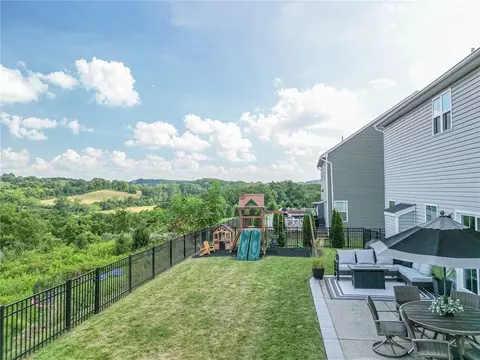 246 Regency Dr, Eighty Four, PA 15330 photo 41