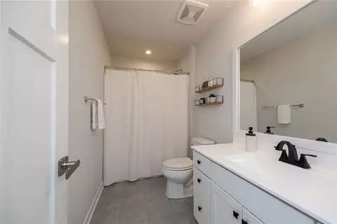 246 Regency Dr, Eighty Four, PA 15330 photo 33