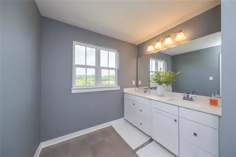 246 Regency Dr, Eighty Four, PA 15330 photo 25