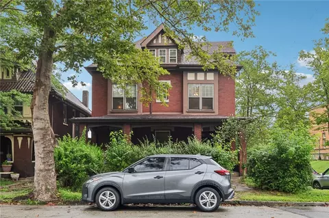 433 E 11th Ave, Homestead, PA 15120