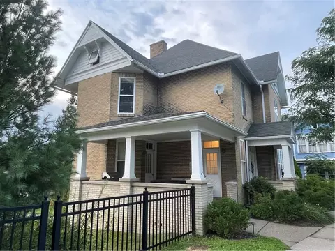 227 N Market St, Ligonier, PA 15658