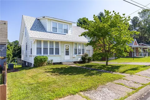 1347 Strawn Ave, New Kensington, PA 15068