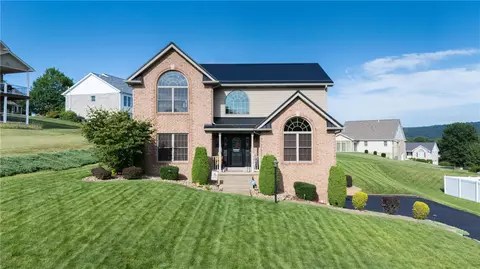 205 Elm Dr, Mount Pleasant, PA 15666
