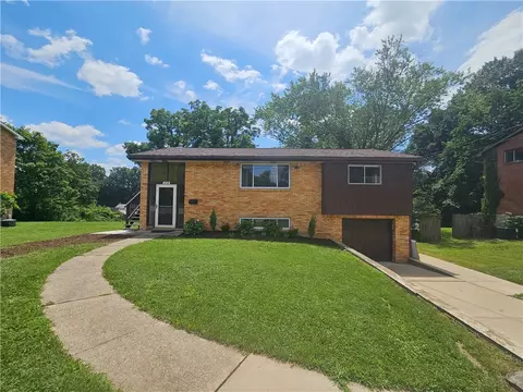 252 Shenandoah Dr, Pittsburgh, PA 15235