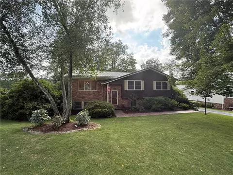 70 Windsor St, Indiana, PA 15701