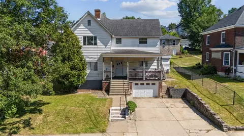615 Chestnut St, Bridgeville, PA 15017