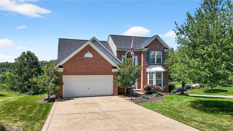 5206 Forest View Dr, Mcdonald, PA 15057