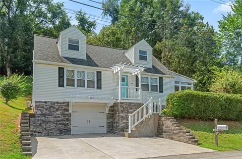 734 Linwood Dr, Pittsburgh, PA 15215