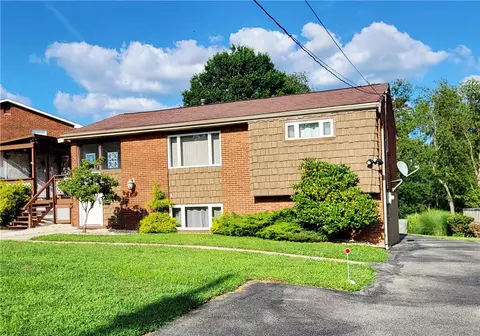 685 Pettigrew Rd, Irwin, PA 15642