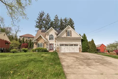 313 Streets Run Rd, Pittsburgh, PA 15236