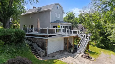 657 Chess St, Pittsburgh, PA 15211