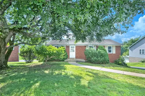 444 Westland Dr, Greensburg, PA 15601