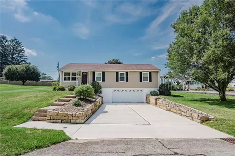 206 Courtland Rd, Indiana, PA 15701