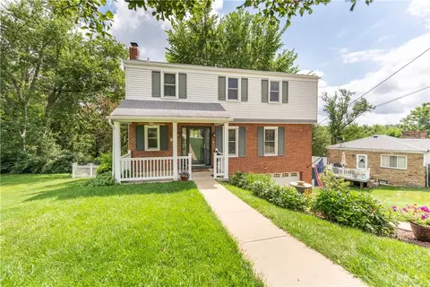4347 Overhill St, Bethel Park, PA 15102