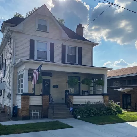 920 4th Ave, Conway, PA 15027