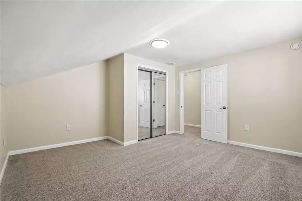 Bedroom - 448 Cedarville St, Pittsburgh, PA 15224 photo 4 of 4