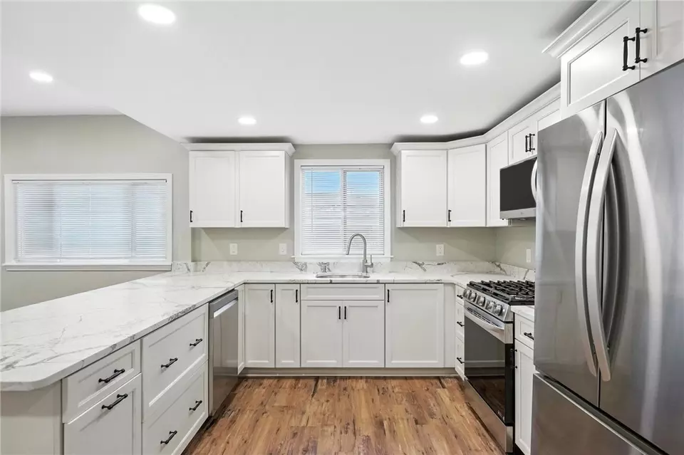 Kitchen - 448 Cedarville St, Pittsburgh, PA 15224 photo 3 of 4