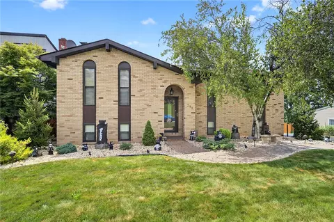 291 Davidson, Charleroi, PA 15022