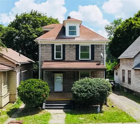158 N Irvine Ave, Sharon, PA 16146